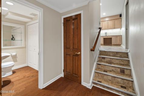 2284 Berkley Avenue Niskayuna NY 12309