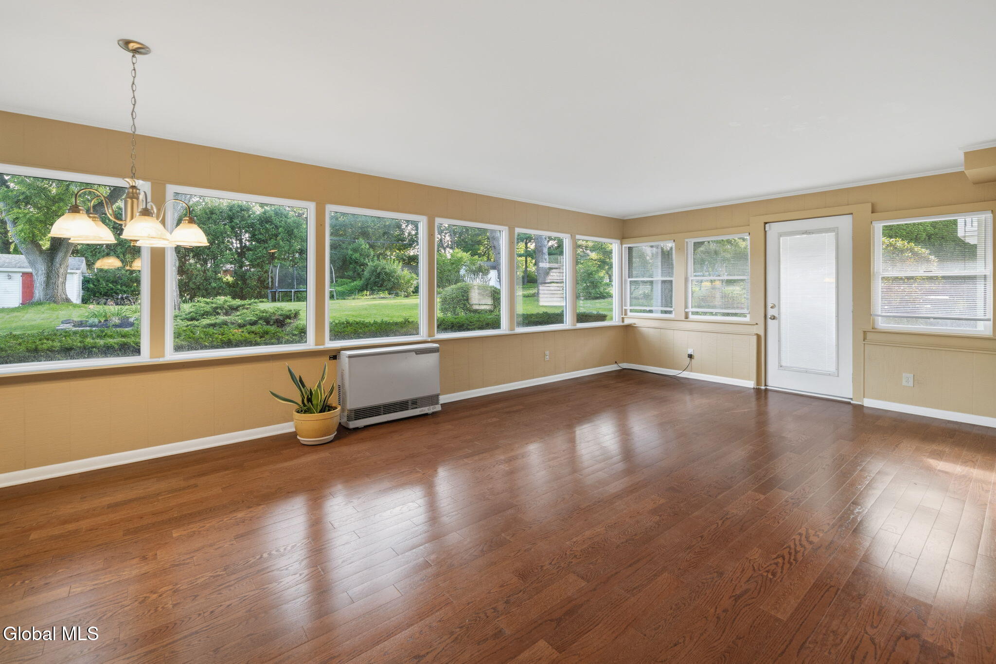 2284 Berkley Avenue Niskayuna NY 12309