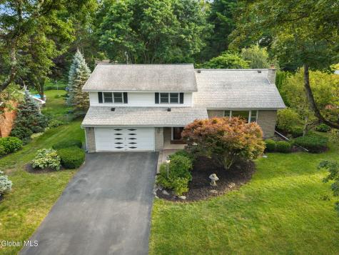 2284 Berkley Avenue Niskayuna NY 12309