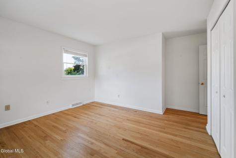 2284 Berkley Avenue Niskayuna NY 12309