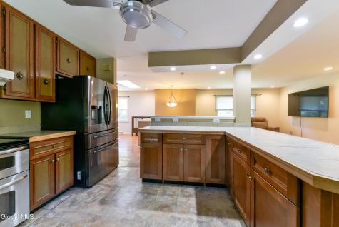 7 Garden Drive Clifton Park NY 12065