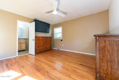 7 Garden Drive Clifton Park NY 12065