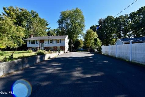7 Garden Drive Clifton Park NY 12065