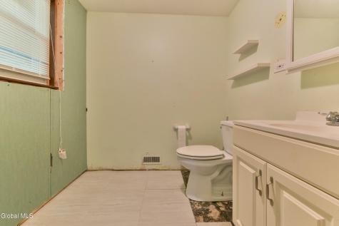 7 Garden Drive Clifton Park NY 12065