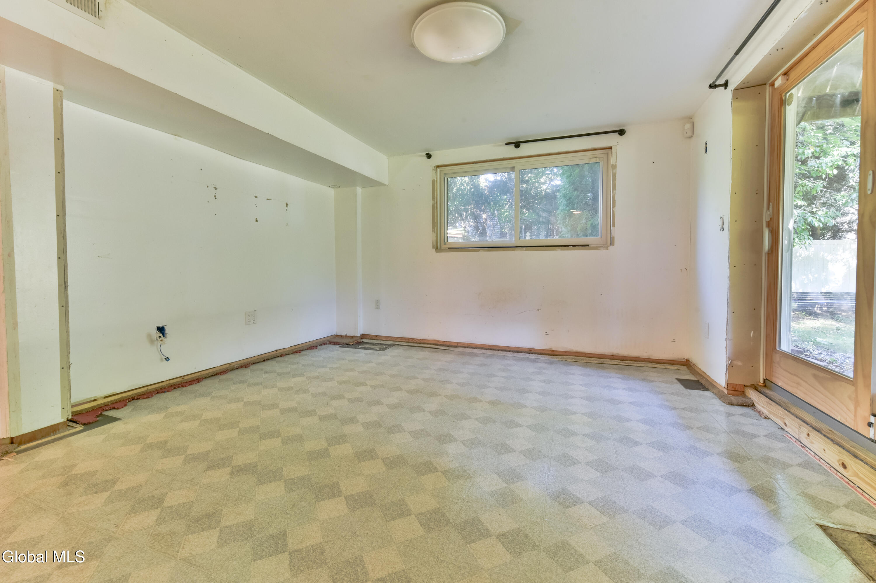 7 Garden Drive Clifton Park NY 12065