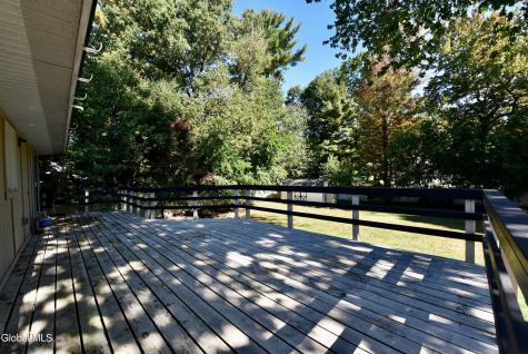 7 Garden Drive Clifton Park NY 12065