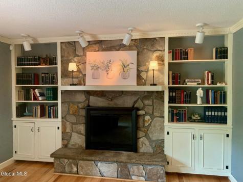7 Lakeview Drive Gansevoort NY 12831