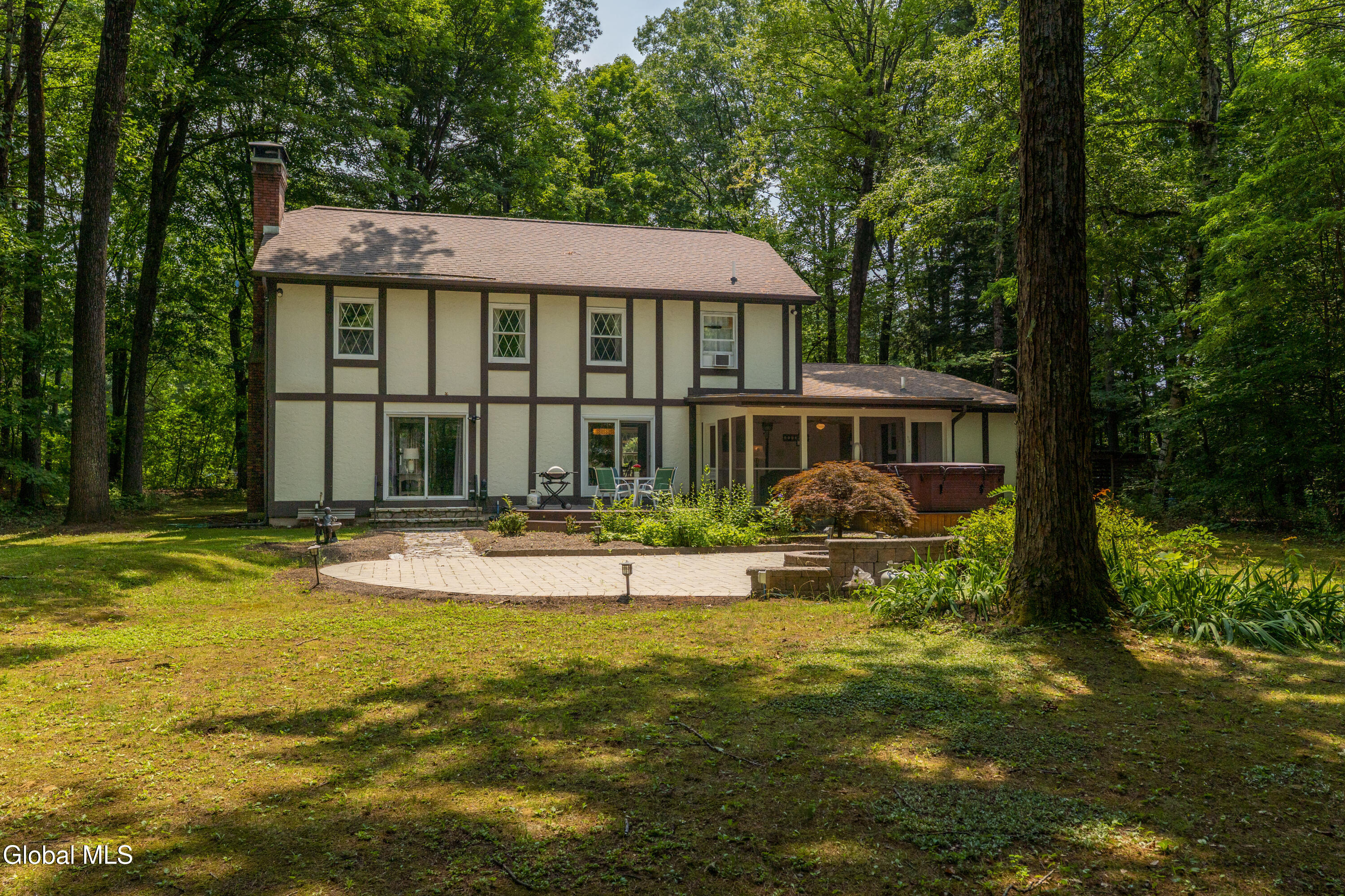 7 Lakeview Drive Gansevoort NY 12831