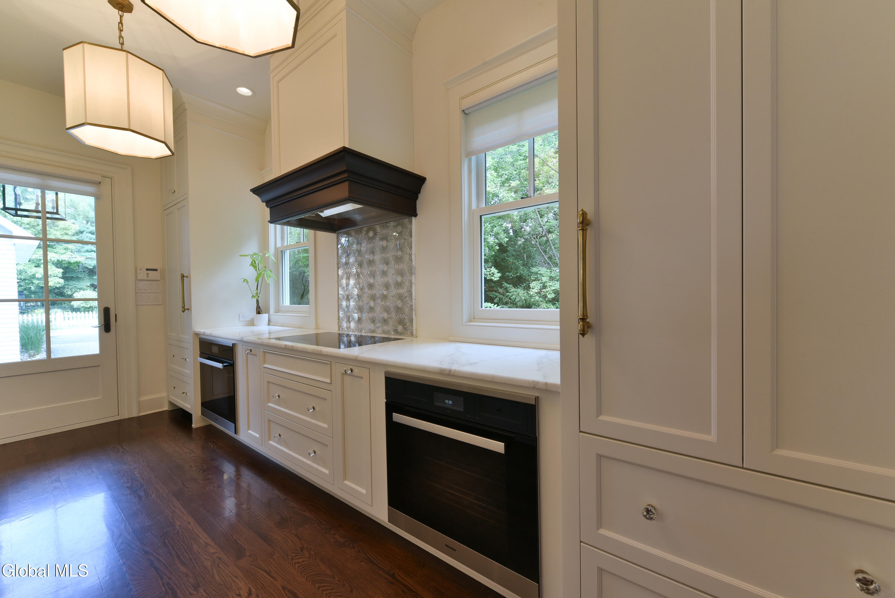 191 Beekman Street Saratoga Springs NY 12866