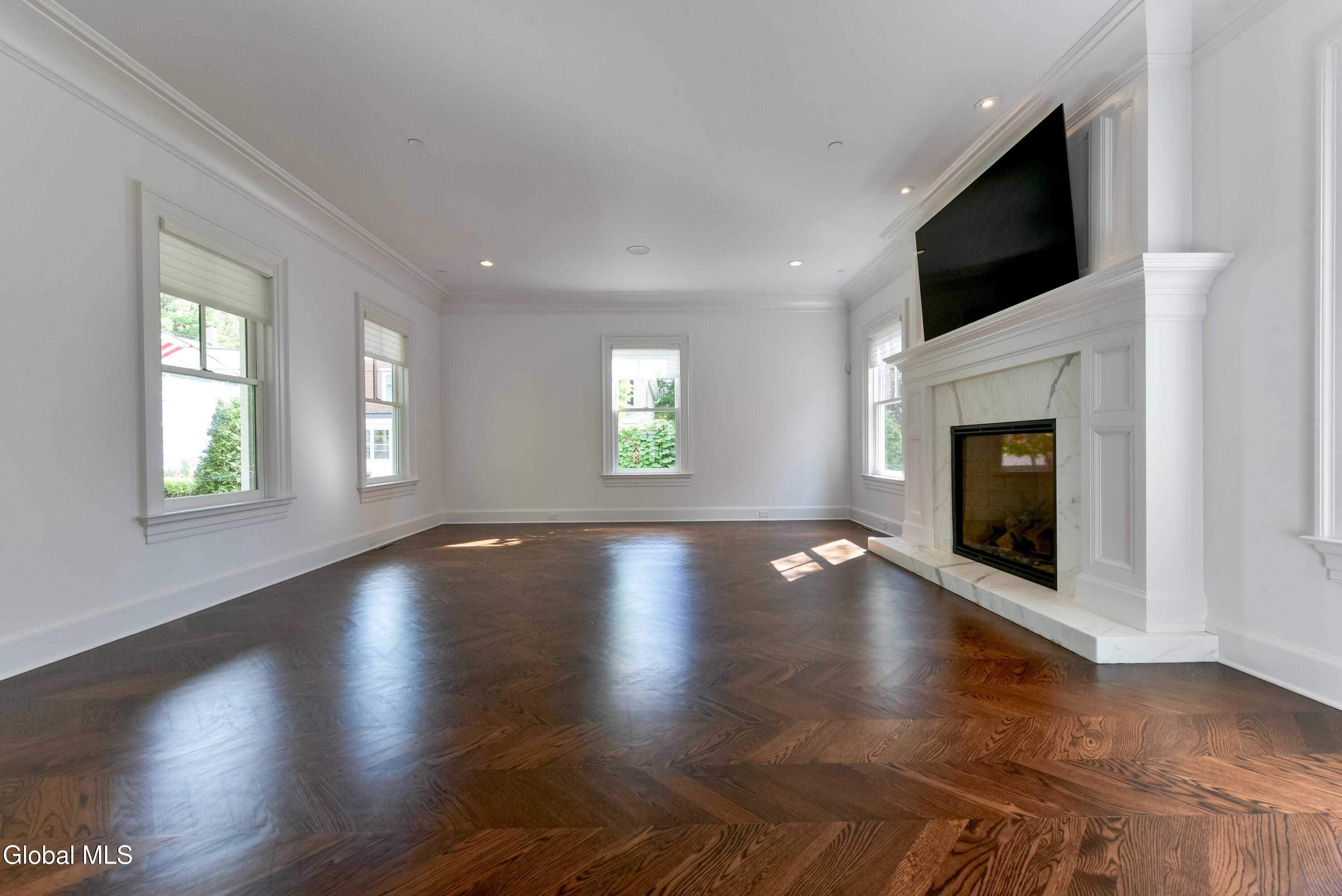 191 Beekman Street Saratoga Springs NY 12866