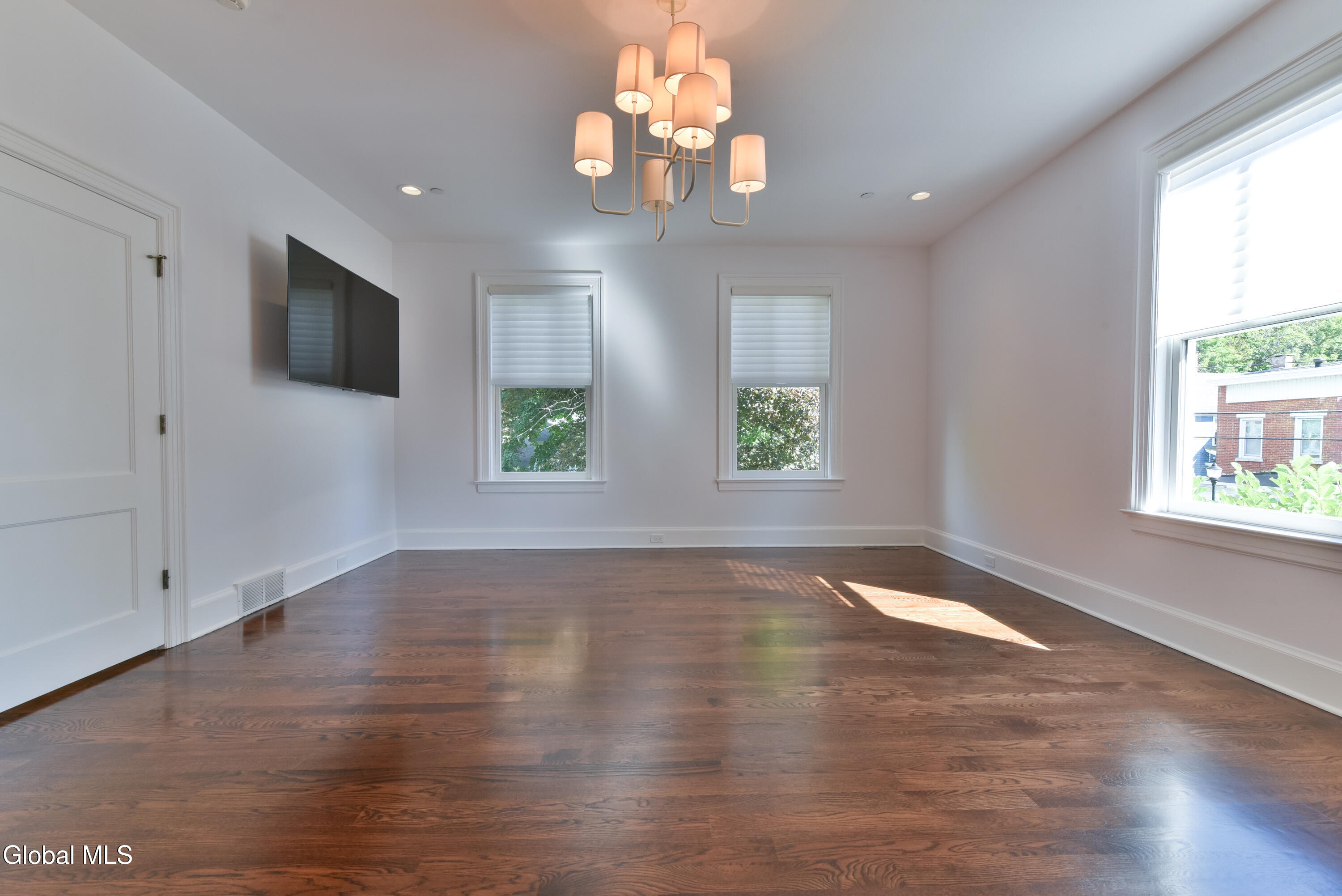 191 Beekman Street Saratoga Springs NY 12866