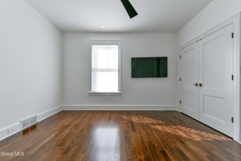191 Beekman Street Saratoga Springs NY 12866