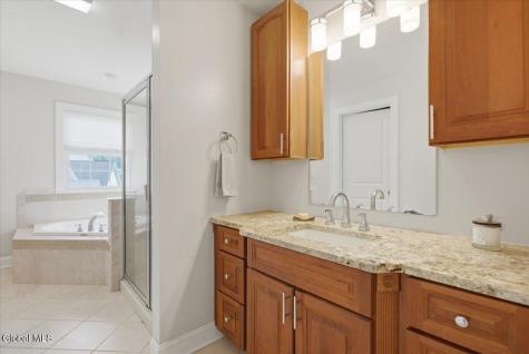 17 Tyler Drive Saratoga Springs NY 12866