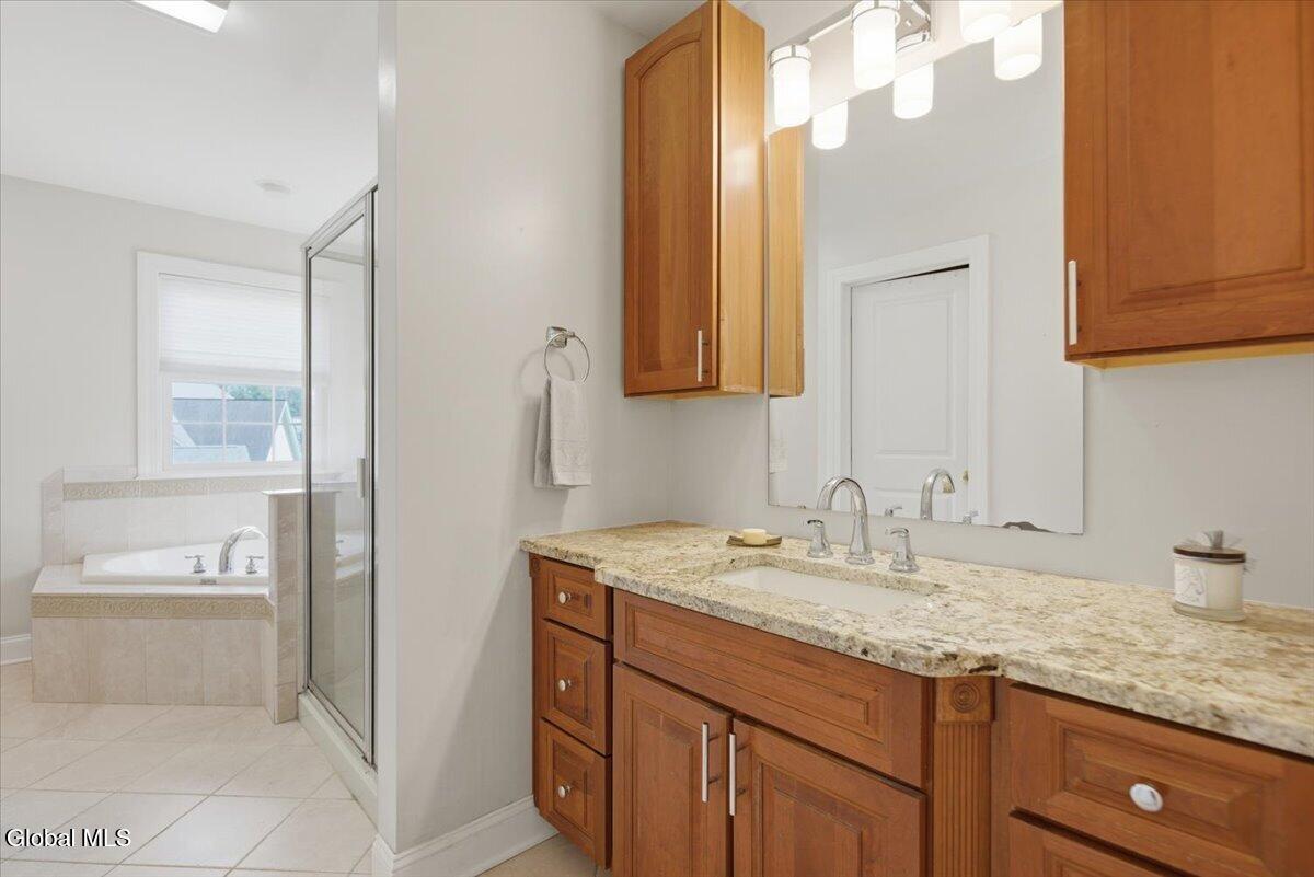 17 Tyler Drive Saratoga Springs NY 12866