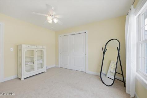 17 Tyler Drive Saratoga Springs NY 12866