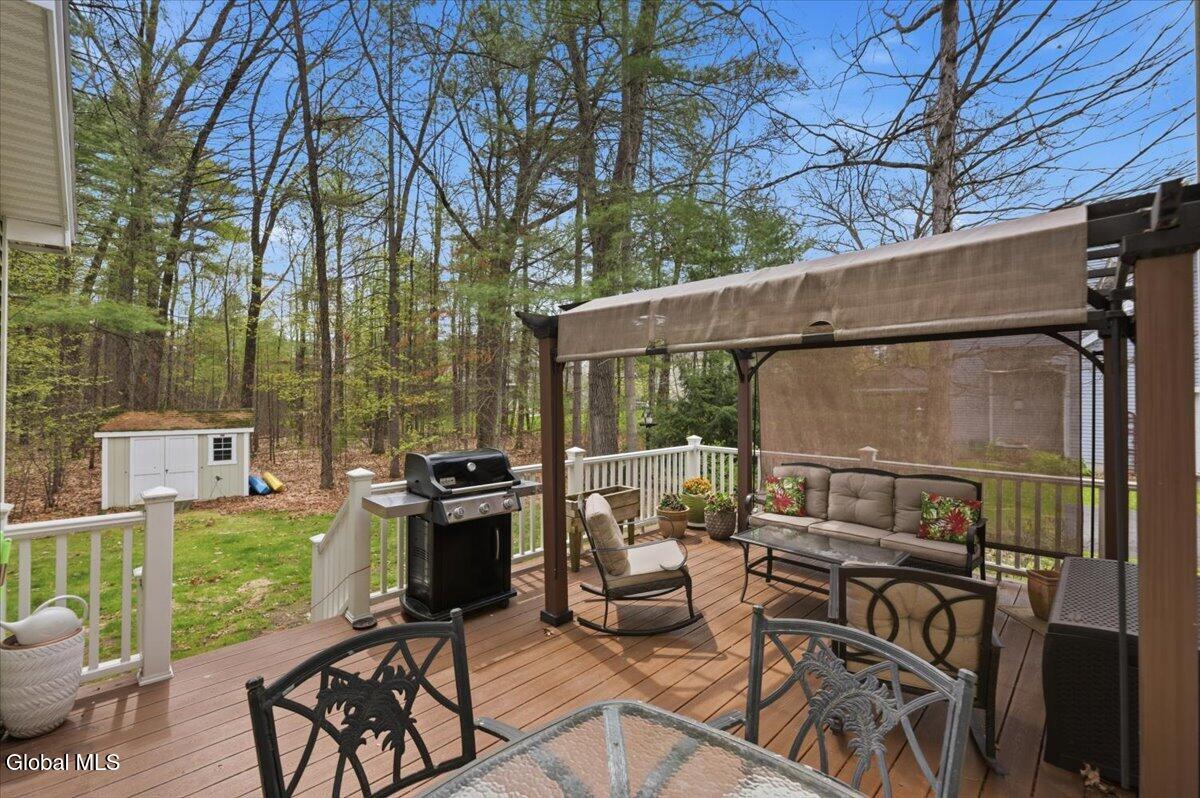 17 Tyler Drive Saratoga Springs NY 12866