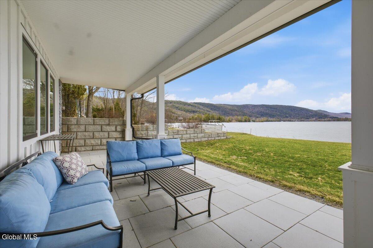 21 Mossy Point Road Ticonderoga NY 12883