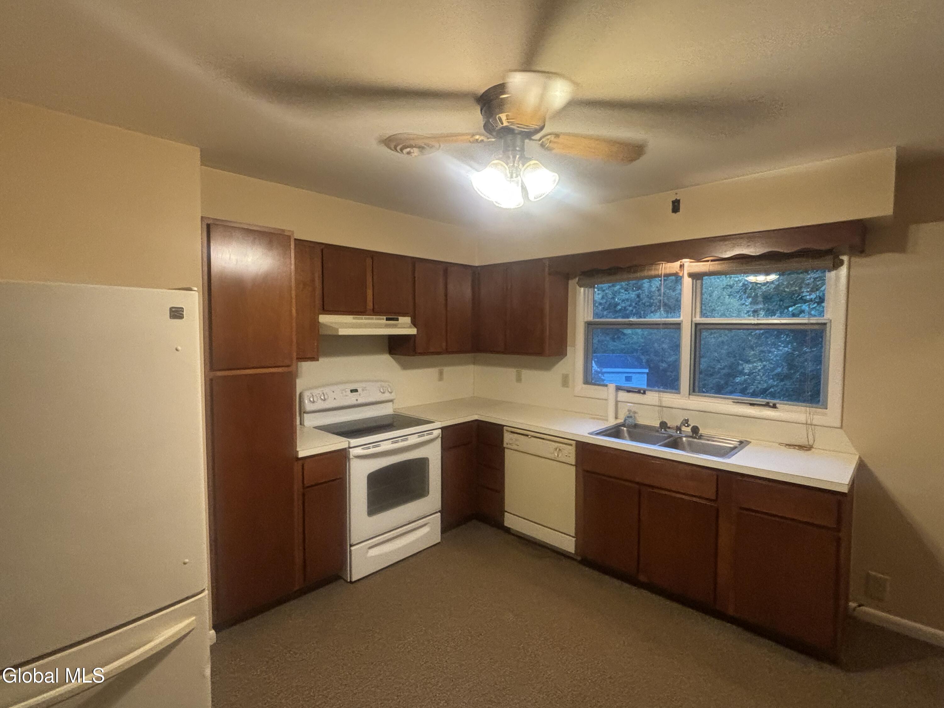 28 Jefferson Avenue Rensselaer NY 12144