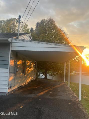 28 Jefferson Avenue Rensselaer NY 12144