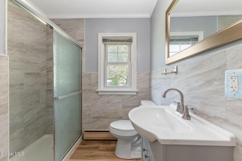 2644 Van Dyke Avenue Schenectady NY 12306