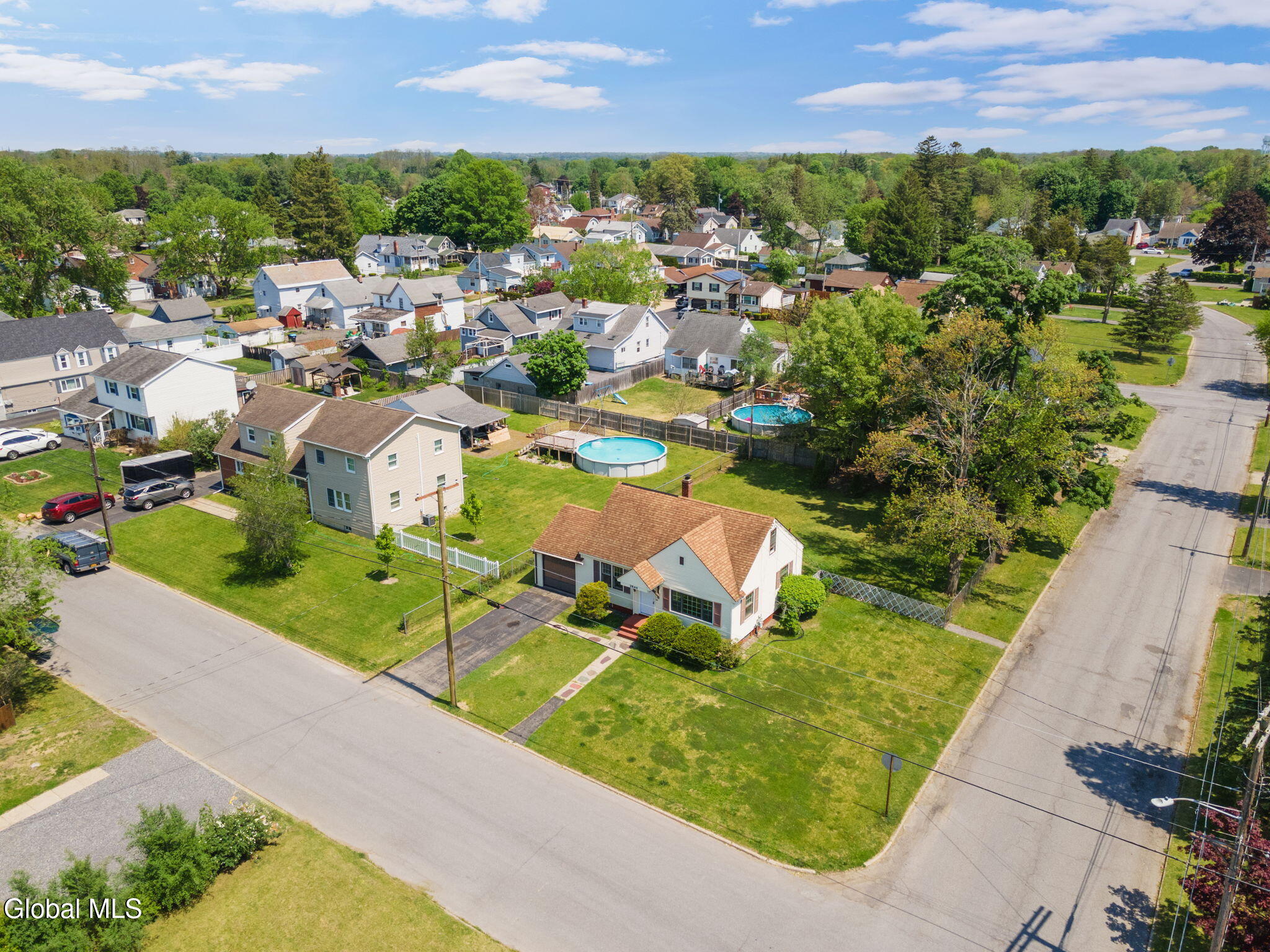 2644 Van Dyke Avenue Schenectady NY 12306