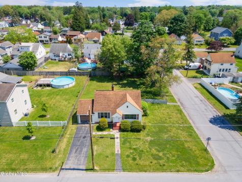 2644 Van Dyke Avenue Schenectady NY 12306