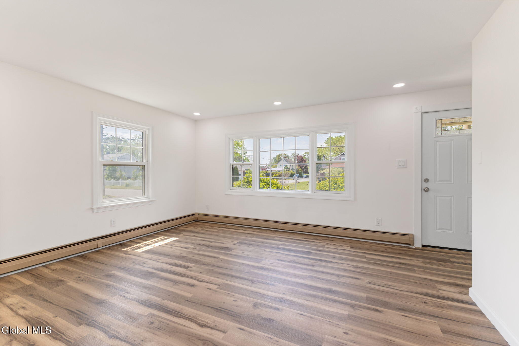 2644 Van Dyke Avenue Schenectady NY 12306