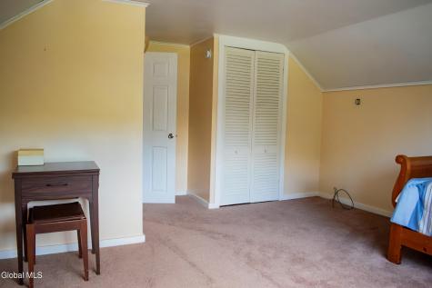 72 Meadow Lane Queensbury NY 12804