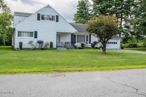 72 Meadow Lane Queensbury NY 12804