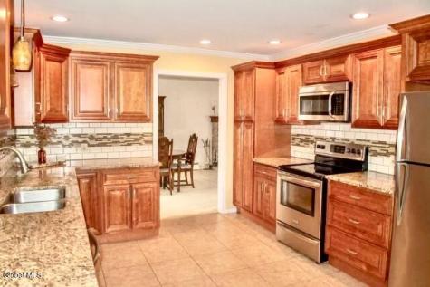72 Meadow Lane Queensbury NY 12804