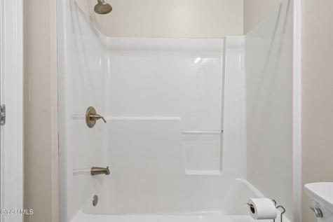 229 Menlo Park Road Niskayuna NY 12309