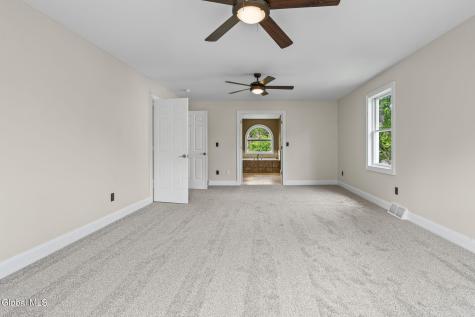 229 Menlo Park Road Niskayuna NY 12309
