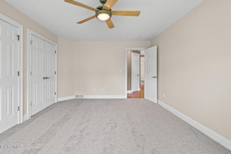 229 Menlo Park Road Niskayuna NY 12309