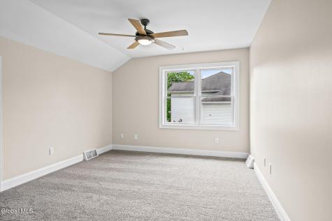229 Menlo Park Road Niskayuna NY 12309
