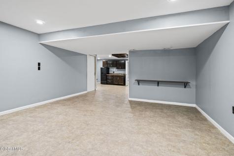 229 Menlo Park Road Niskayuna NY 12309