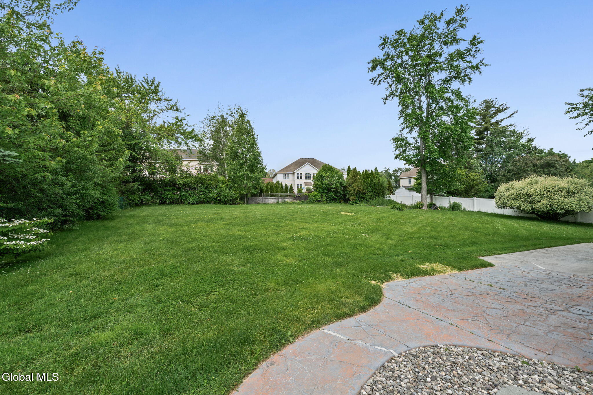 229 Menlo Park Road Niskayuna NY 12309