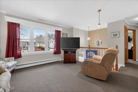 22 Thelma Street Albany NY 12205