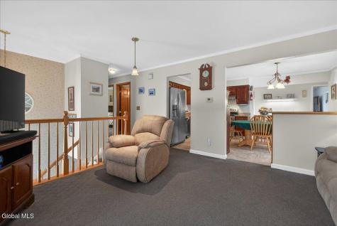 22 Thelma Street Albany NY 12205