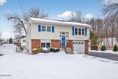 22 Thelma Street Albany NY 12205