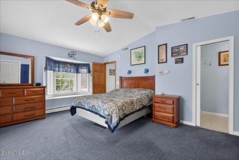 22 Thelma Street Albany NY 12205