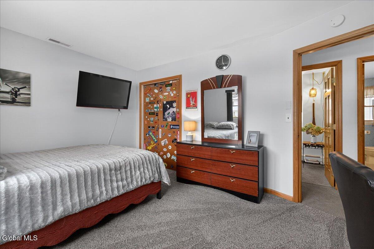 22 Thelma Street Albany NY 12205