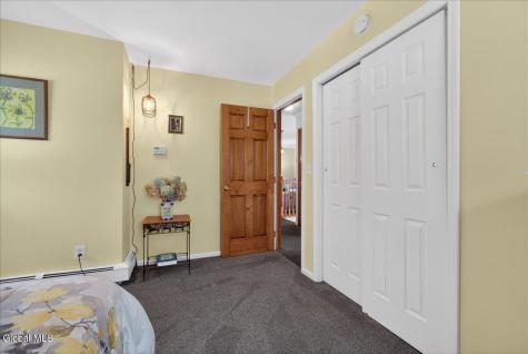 22 Thelma Street Albany NY 12205