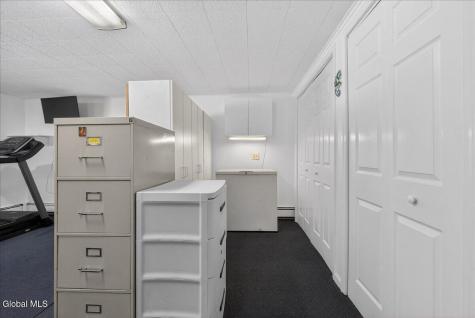 22 Thelma Street Albany NY 12205