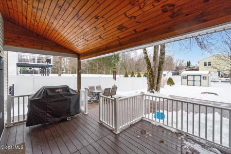 22 Thelma Street Albany NY 12205