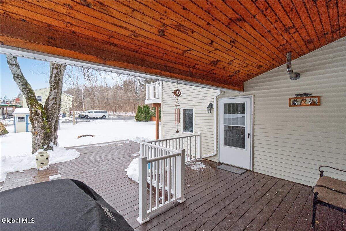 22 Thelma Street Albany NY 12205