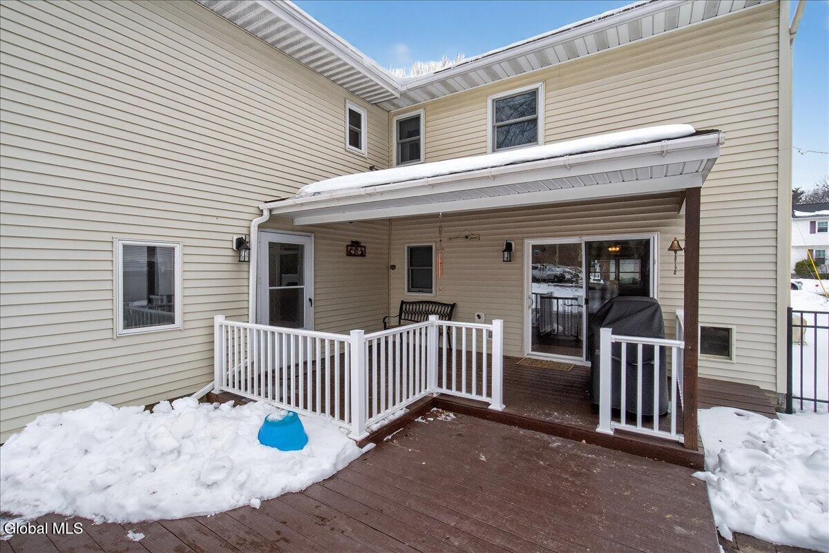 22 Thelma Street Albany NY 12205