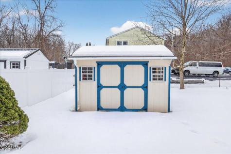 22 Thelma Street Albany NY 12205