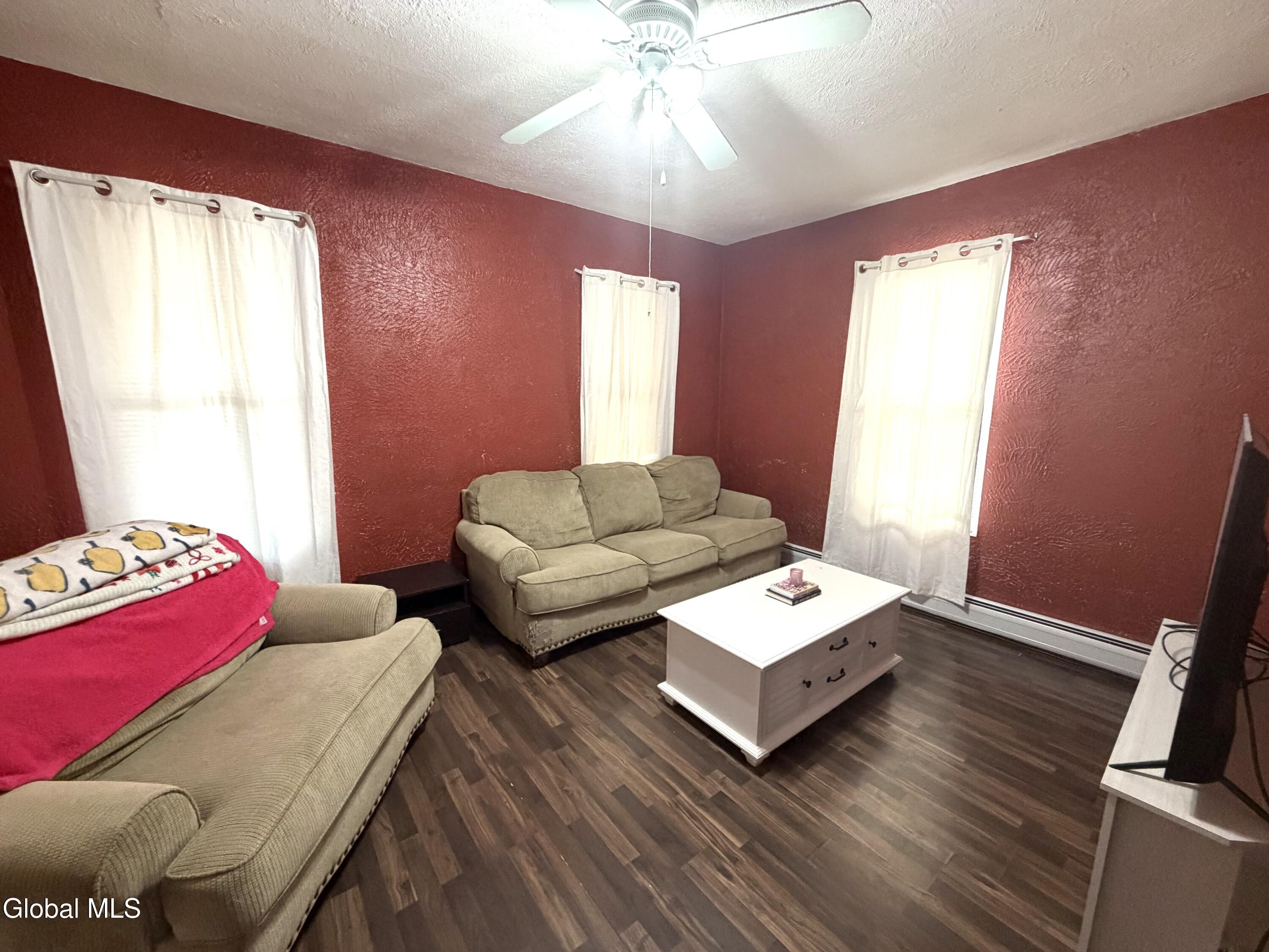 202 E Main Street Johnstown NY 12095