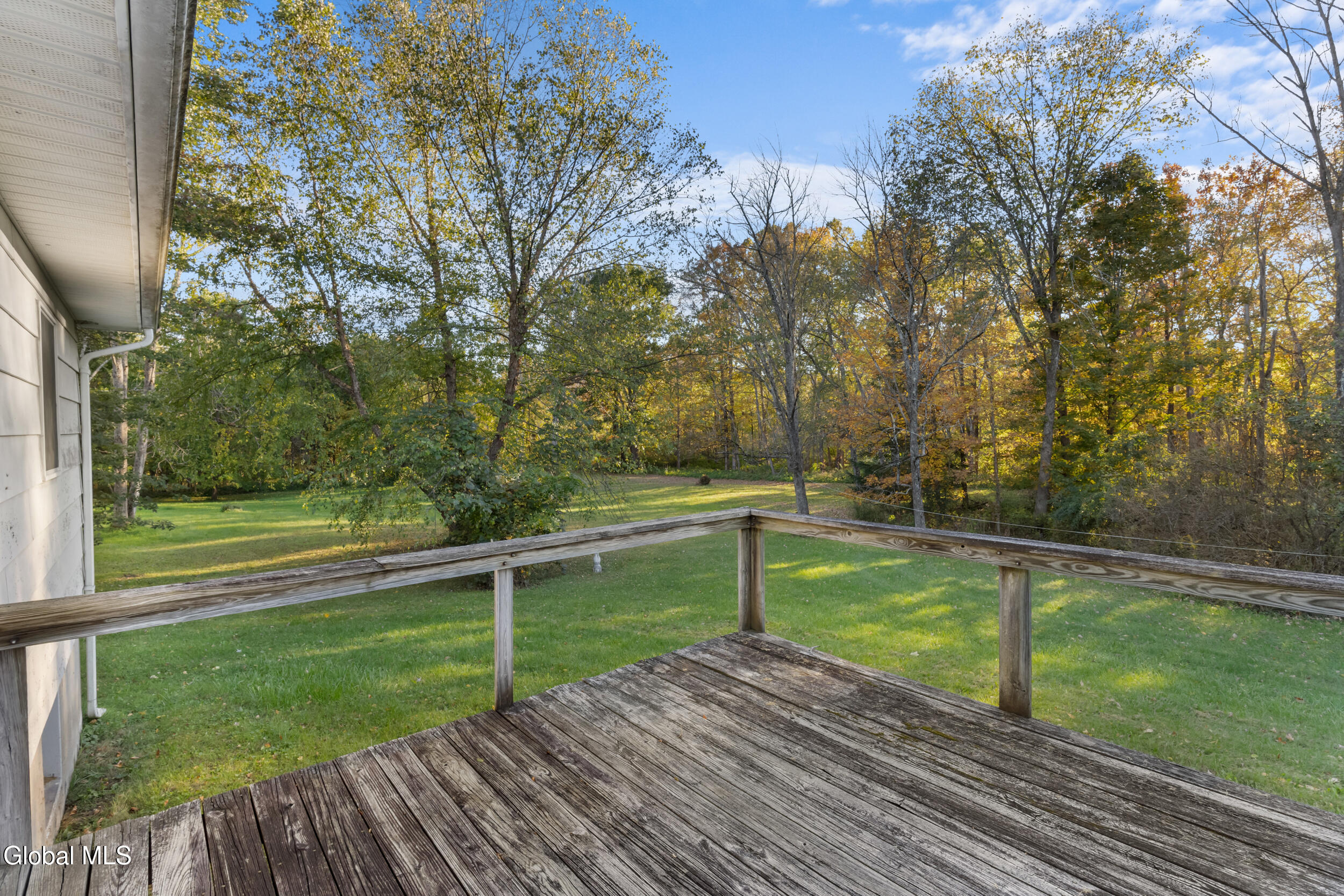 141 Bray Road Central Bridge NY 12035