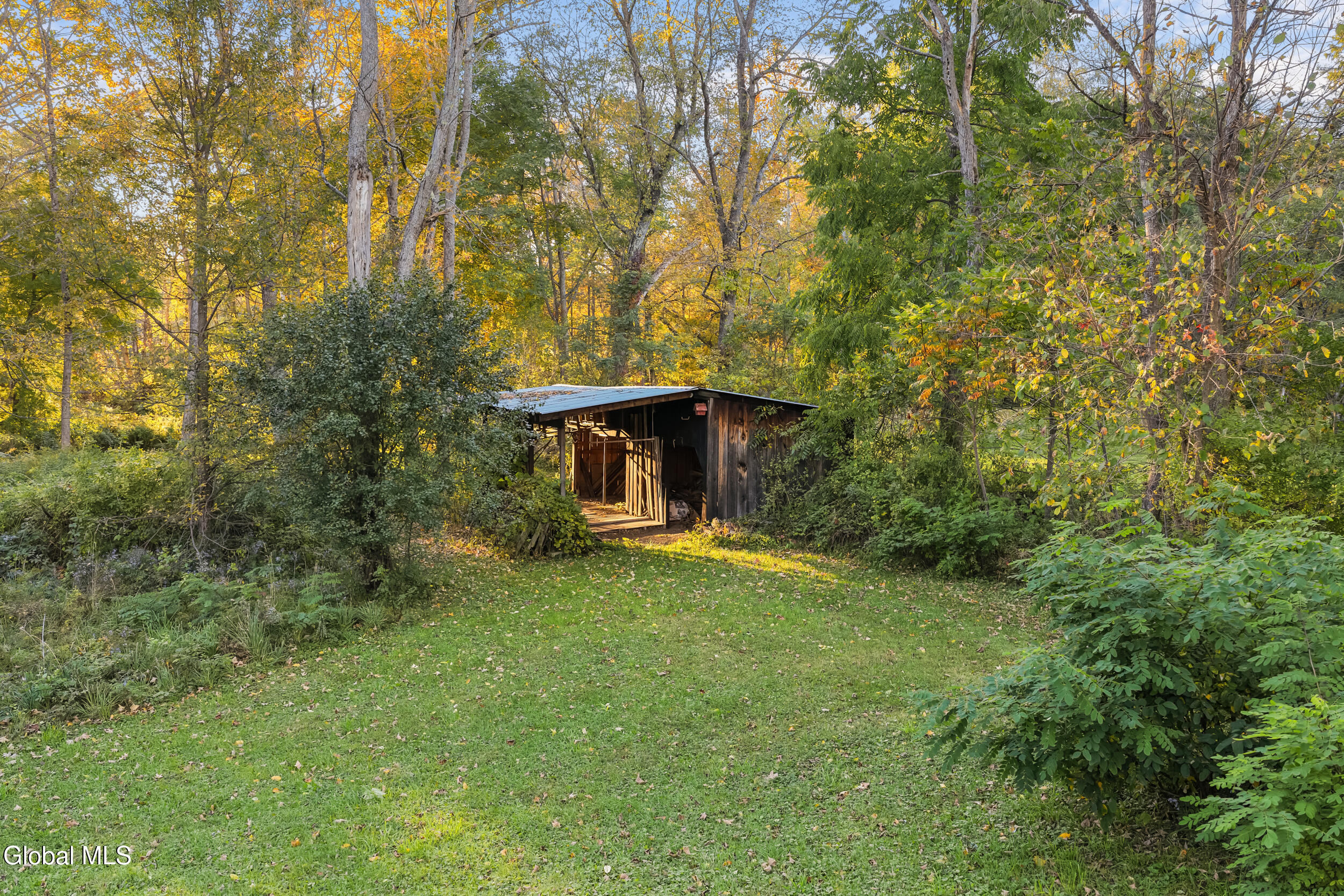 141 Bray Road Central Bridge NY 12035